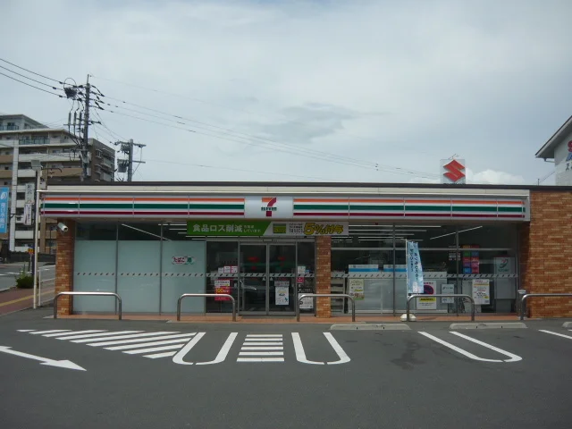 セブンーイレブン伊集院徳重店まで850m