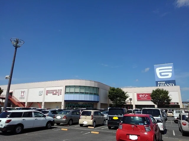 フジグラン丸亀まで950m