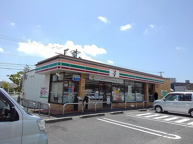 セブンイレブン三原古浜町店まで350m