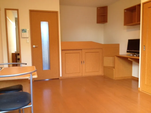 1F 床はフローリングです。