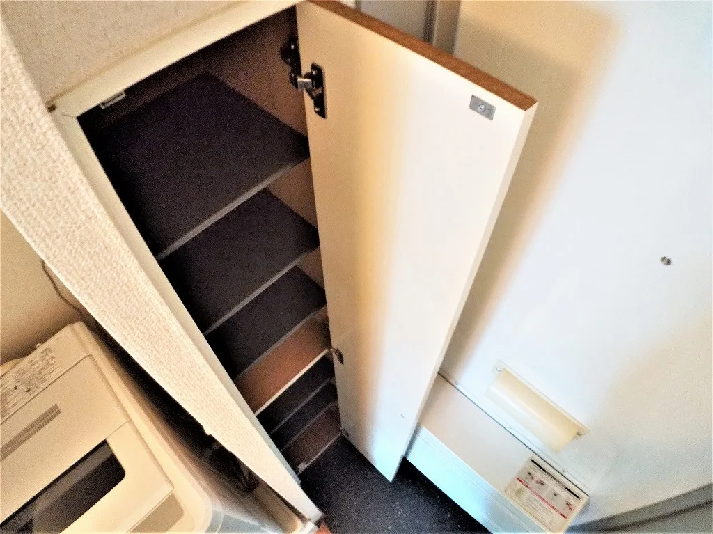 シューズボックス