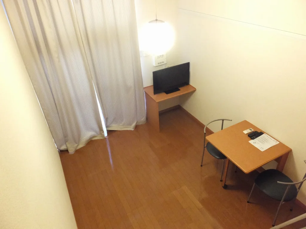 家具家電設置済みのお部屋です。