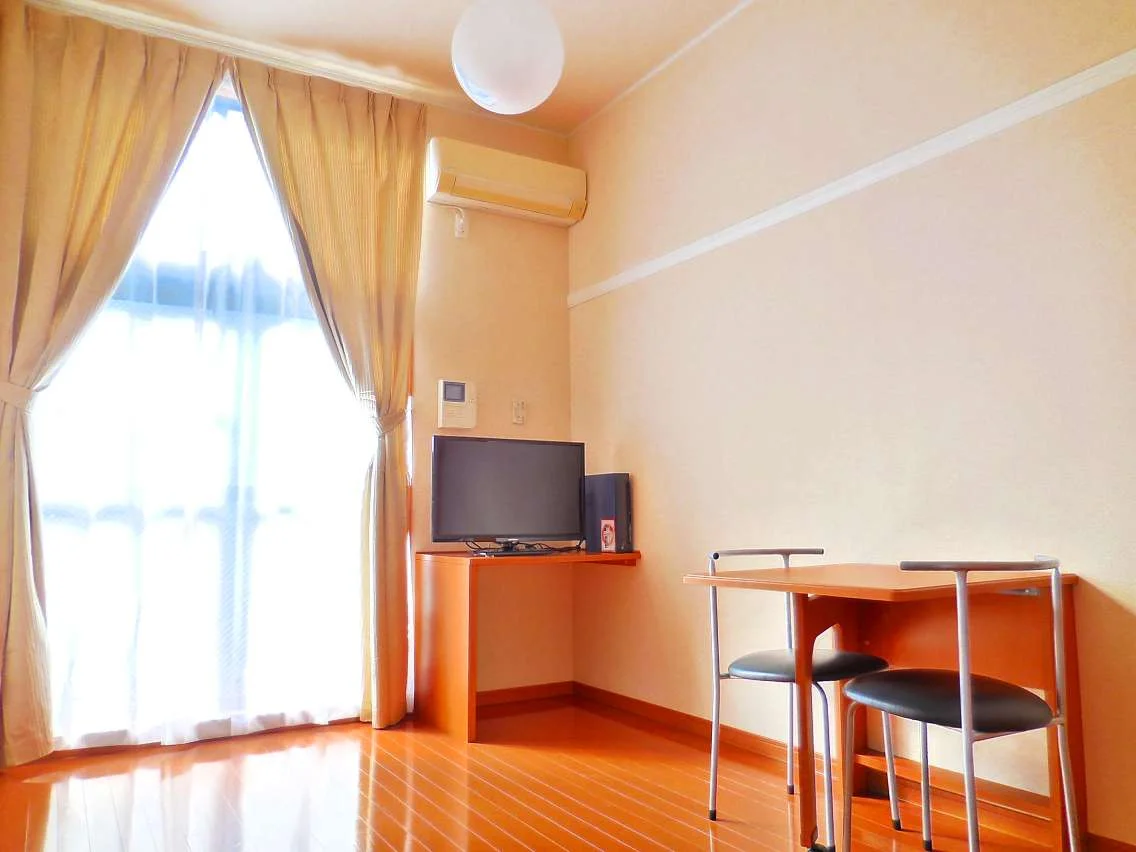 1階は全室フローリング仕様です。