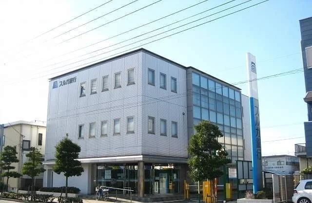 スルガ銀行沼津港支店まで750m