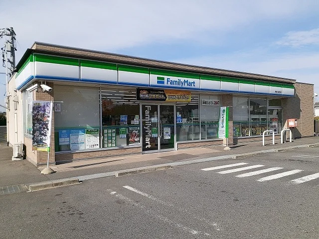 ファミリーマート常滑小倉町店まで854m