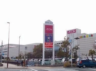 リバーシティまで1100m