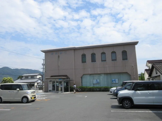 福岡銀行まで670m