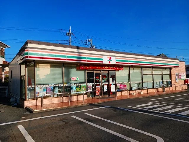 セブンイレブン富士市広見新町店まで63m
