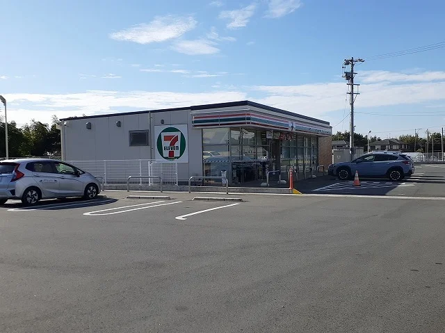 セブンイレブン湖西スズキ工場前まで1500m