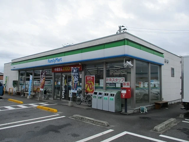 ファミリーマート串間西浜店まで270m