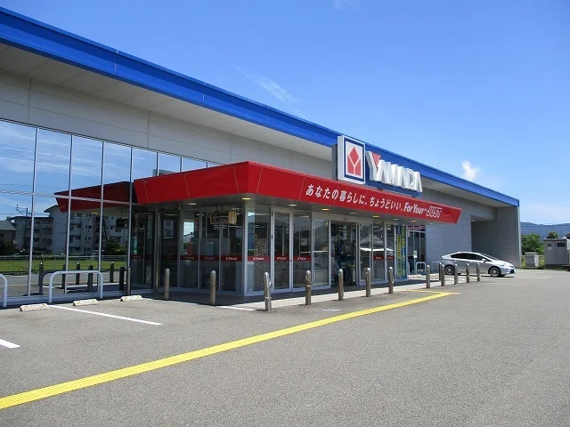 ヤマダ電機テックランド日南店まで2700m