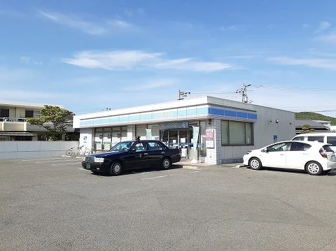 ローソン徳島大原店様まで450m