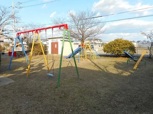 国府児童公園まで1500m