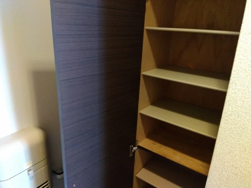 シューズボックス