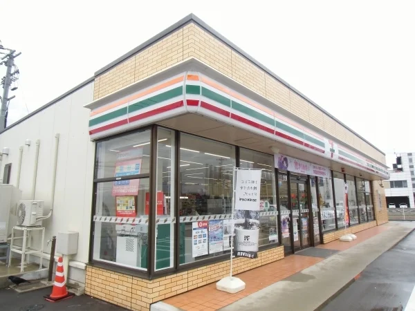 セブンイレブンまで1600m