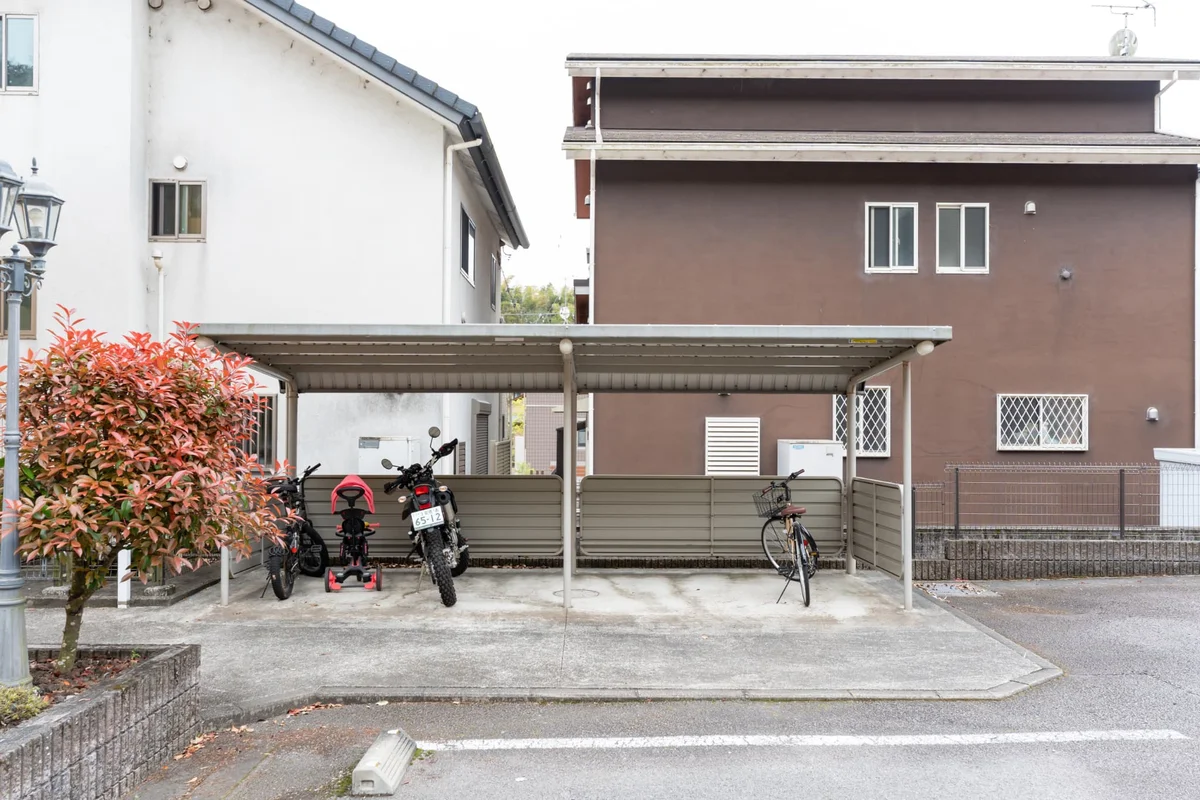 屋根付き駐輪場