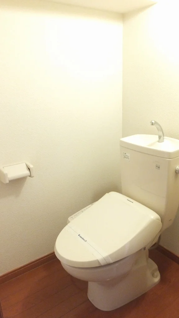 温水便座機能付き