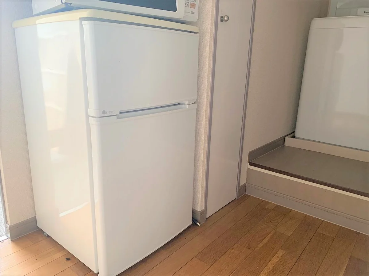 家具家電はメーカー等が異なる場合がございます。