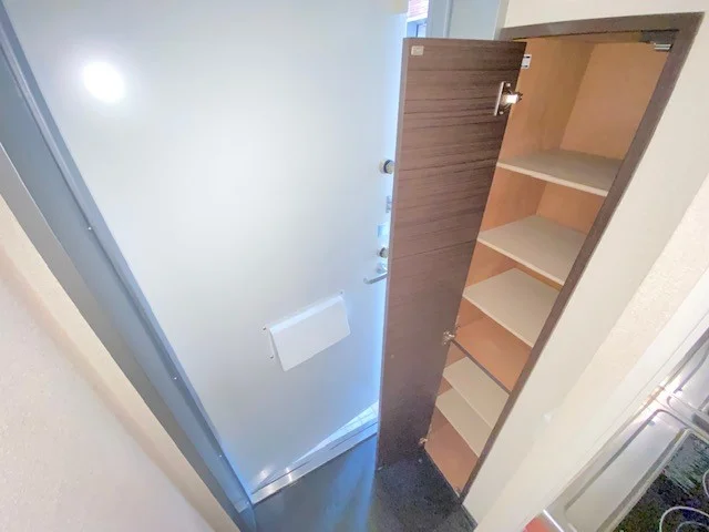 現況を優先　下駄箱