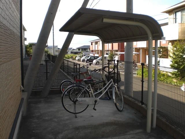 屋根付駐輪場