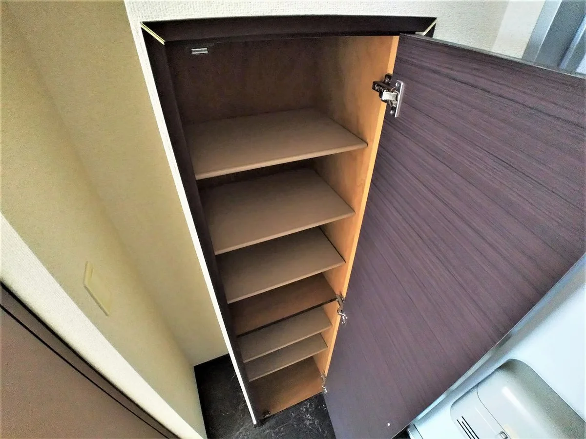 シューズボックス