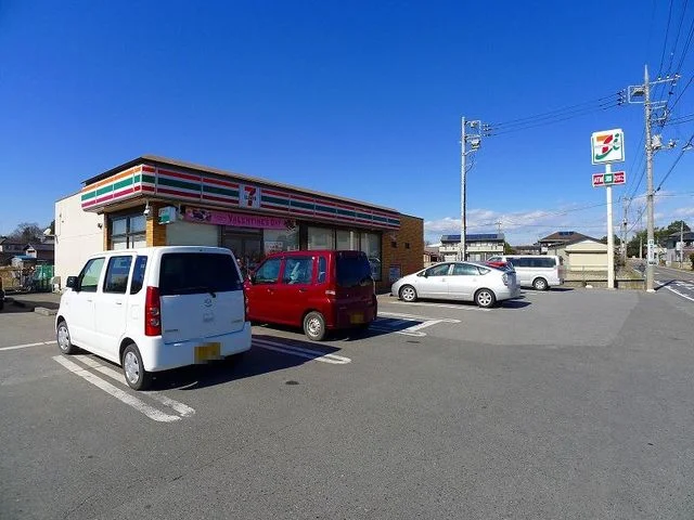 セブン-イレブン 館林高根町店まで650m