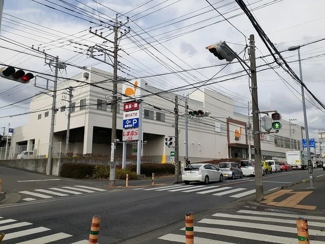 ダイエーまで381m