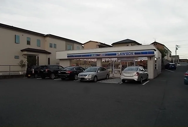 ローソン浜町店まで450m