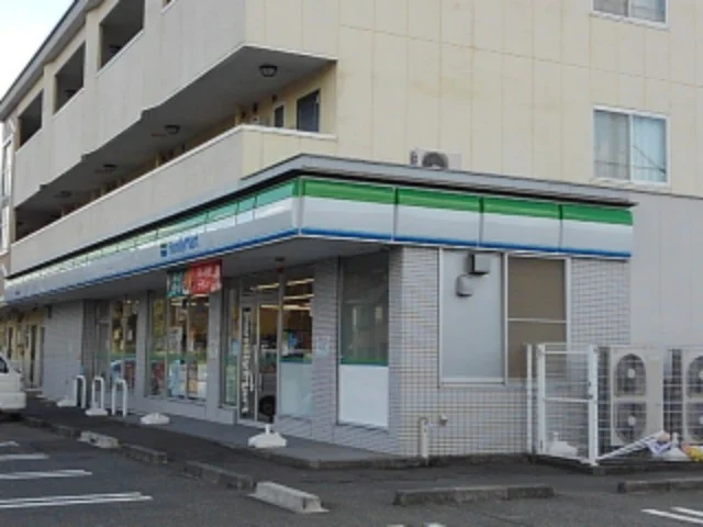 ファミリーマート磐田明ケ島店まで400m