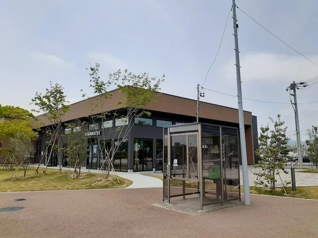 スターバックスコーヒー中央緑地まで800m