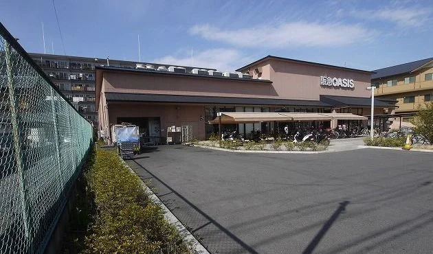 阪急オアシスまで550m