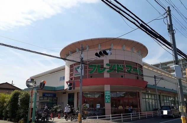 フレンドマート高槻氷室店まで700m