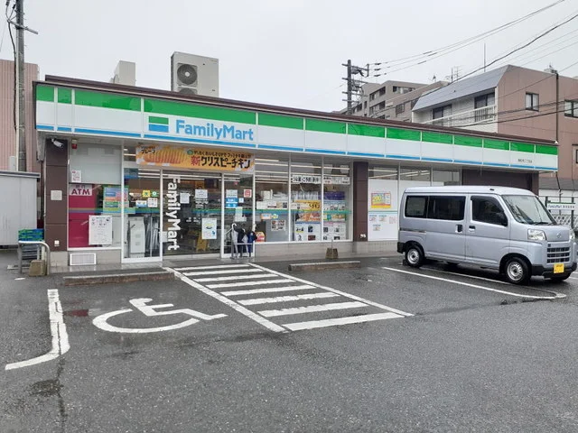 ファミリーマート神松寺2丁目店まで500m