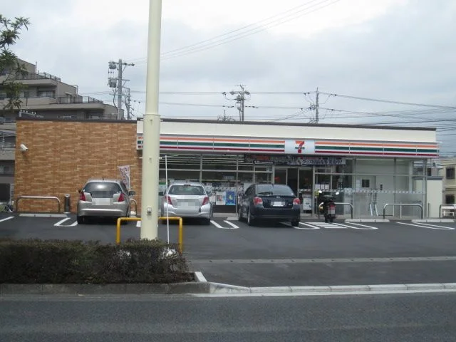 セブンイレブンまで190m