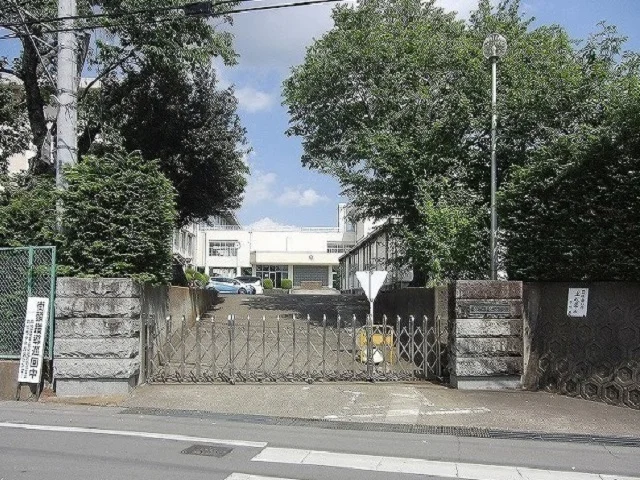 真岡女子高等学校まで700m