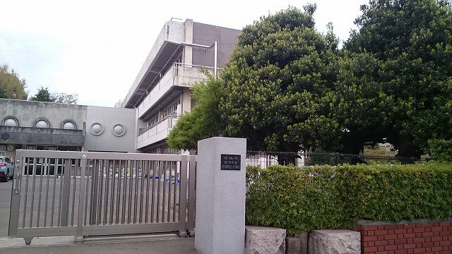 古河第三小学校まで350m