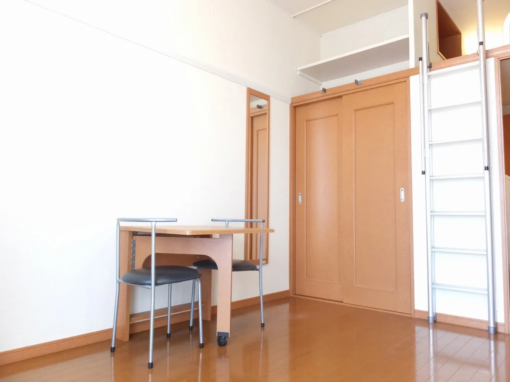 １階は全室フローリング仕様です。