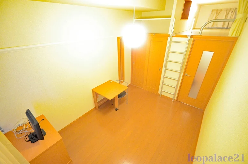 同タイプ部屋の写真となり設備等は現況と異なる場合があります。