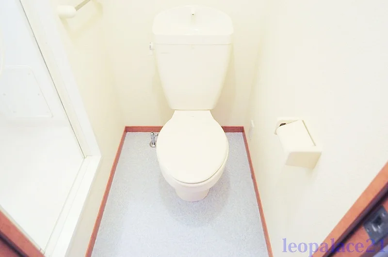 同タイプ部屋の写真となり設備等は現況と異なる場合があります。