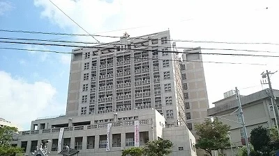 浦添市役所まで1120m