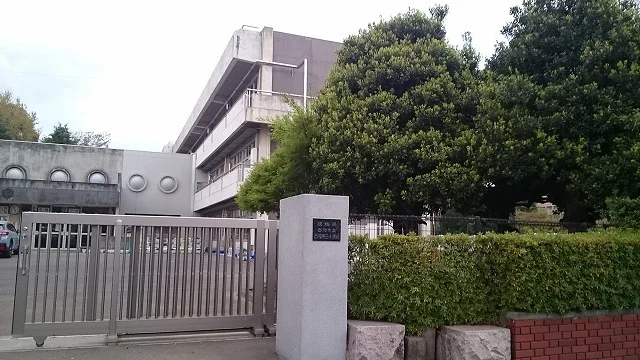 古河第三小学校まで400m