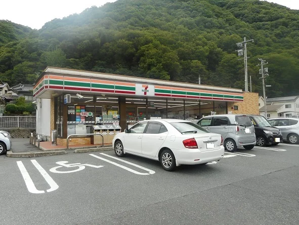 セブンイレブン備後府中父石町店まで850m
