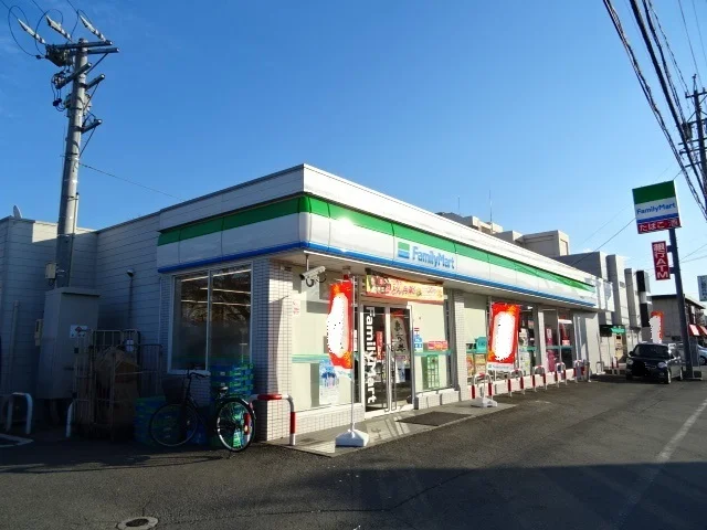 ファミリーマート津藤方店まで800m
