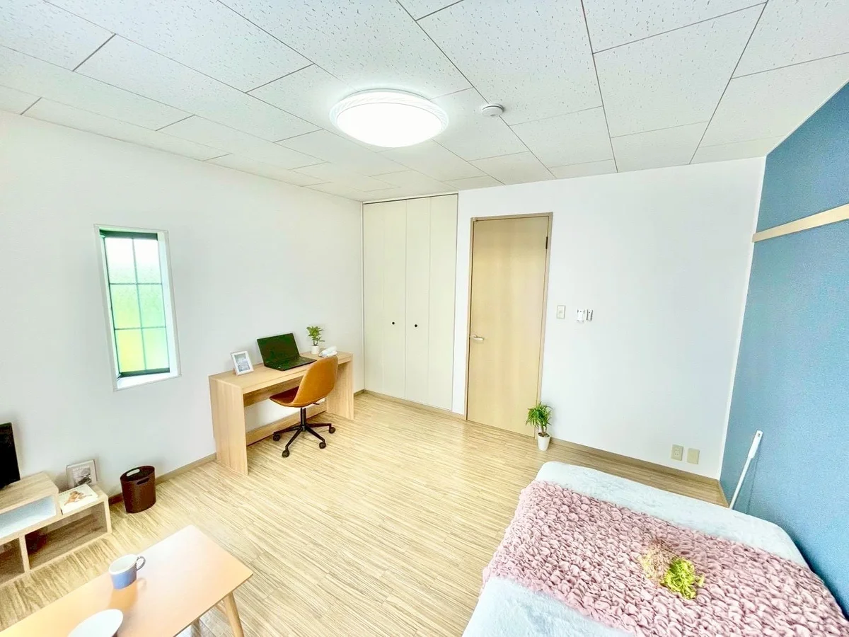 ※撮影用の観察植物・食器調理器具・雑貨類等はございません。※写真は現況優先