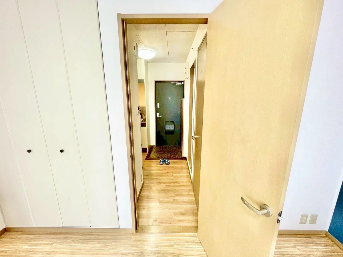 ※撮影用の観察植物・食器調理器具・雑貨類等はございません。※写真は現況優先