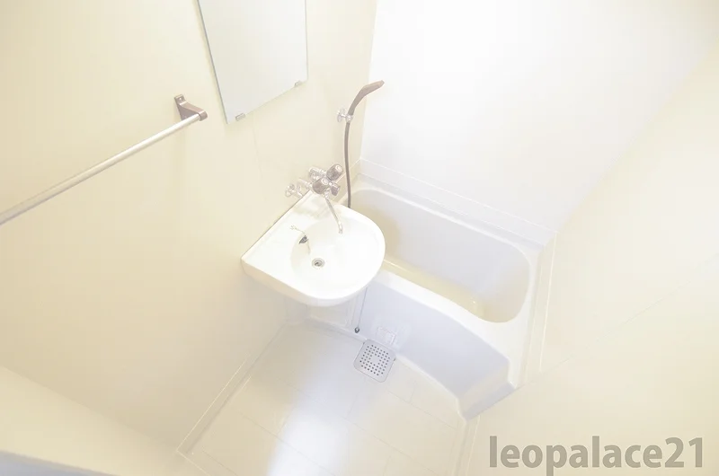 設備・仕様は号室により異なる為、現況を優先致します。