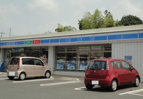 ローソン　上尾栄町南店まで750m