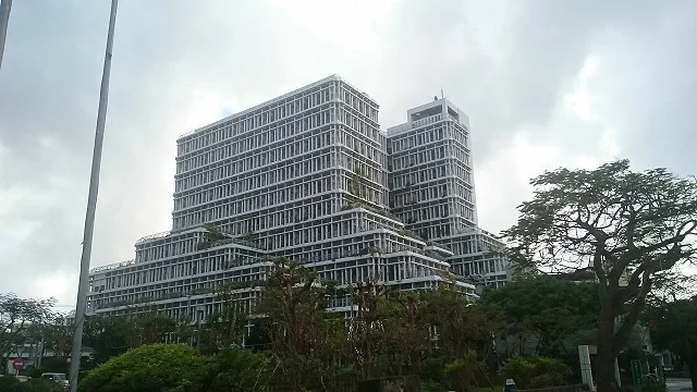 那覇市役所まで560m