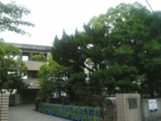 市立安原小学校様まで900m