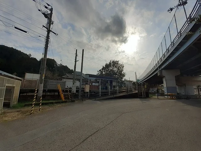 JR岡花駅まで1190m